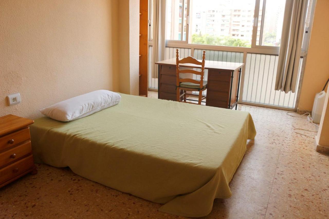 Bigger Flat For Holiday Near Beach Ideal For Familie With Climatisacion فالنسيا المظهر الخارجي الصورة